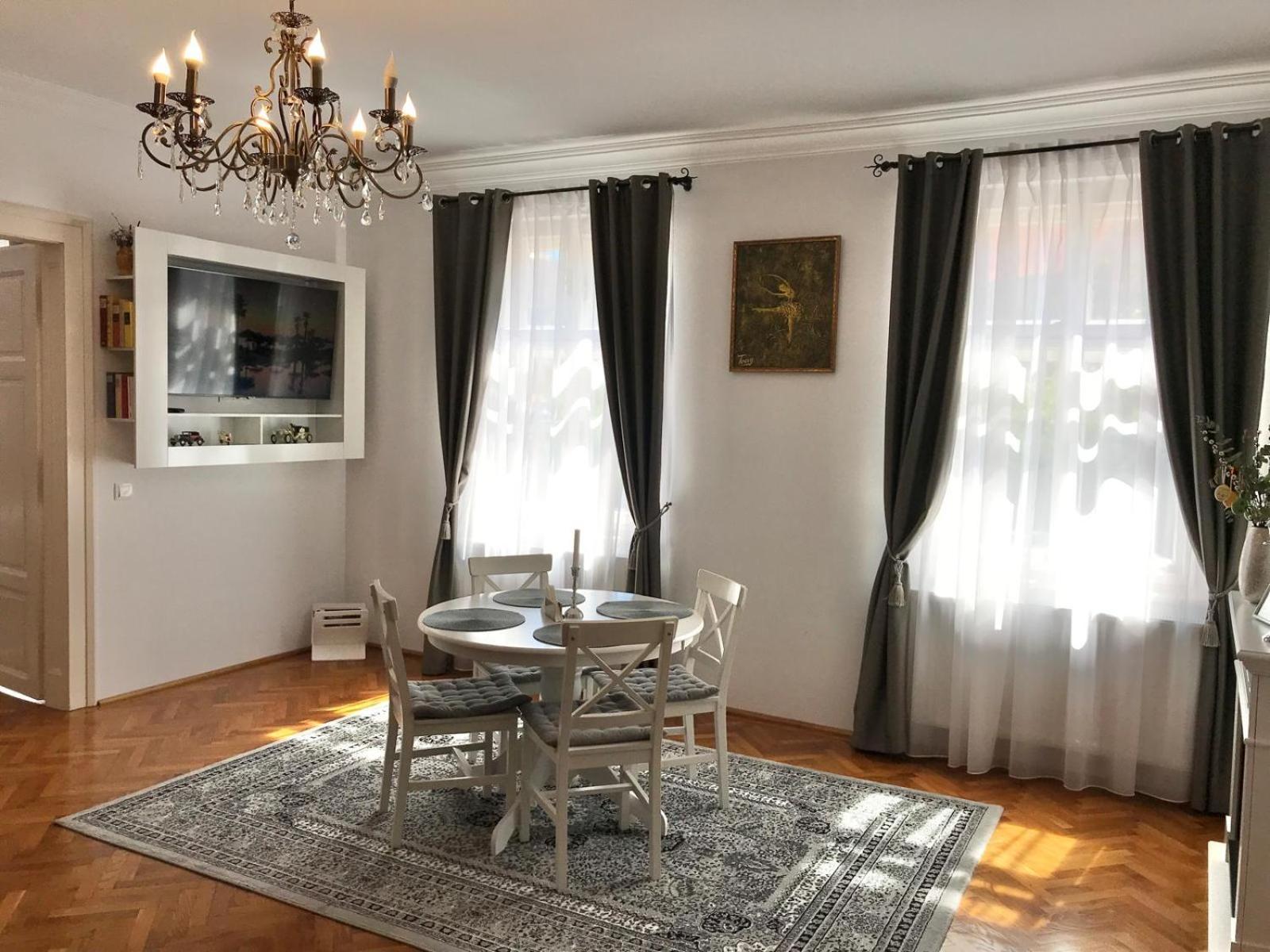 Residence Piata Armelor Σίμπιου Εξωτερικό φωτογραφία